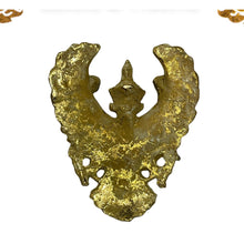 โหลดรูปภาพลงในเครื่องมือใช้ดูของ Gallery Thai Amulet Garuda in Gold with Gemstone Accents, Cultural Keepsake
Thai Amule