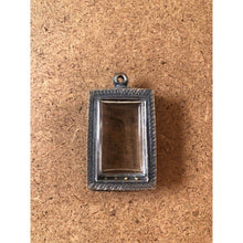 โหลดรูปภาพลงในเครื่องมือใช้ดูของ Gallery Somdej Style Thai Amulet Frame - No Bonus Items Included
Thai Amulet Frame - S