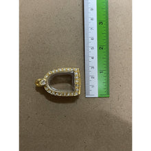 โหลดรูปภาพลงในเครื่องมือใช้ดูของ Gallery Thai Amulet Frame With Gold Micron And Diamond Accents
Thai Amulet Frame In Go