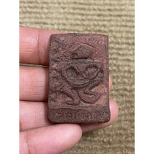 โหลดรูปภาพลงในเครื่องมือใช้ดูของ Gallery Buddhist Monk Inspired Thai Amulet Hanuman Powdered Material Collectible
Thai