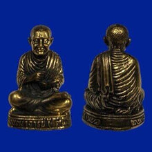 โหลดรูปภาพลงในเครื่องมือใช้ดูของ Gallery Thai Amulet Somdej Style Inspired by Buddhist Monk 1.5cm x 2.5cm Collectible