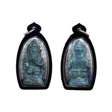 โหลดรูปภาพลงในเครื่องมือใช้ดูของ Gallery Thai Amulet With Water-Resistant Metal Frame, Vintage Style Coin, Buddhist