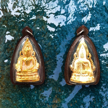 โหลดรูปภาพลงในเครื่องมือใช้ดูของ Gallery Thai Amulet With Gold Plating And Water-Resistant Frame, Ritual Completed Tha