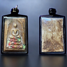 โหลดรูปภาพลงในเครื่องมือใช้ดูของ Gallery Thai Amulet With Waterproof Frame, Somdej Style, Cultural Keepsake
Somdej Styl