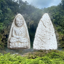โหลดรูปภาพลงในเครื่องมือใช้ดูของ Gallery Thai Amulet Buddhist Monk, Wat Rakhang Edition, Cultural Keepsake Sacred Monk