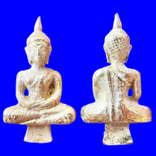 โหลดรูปภาพลงในเครื่องมือใช้ดูของ Gallery Thai Amulet With Protective Qualities, Wat Ceremony Edition, Cultural Keepsake