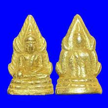 โหลดรูปภาพลงในเครื่องมือใช้ดูของ Gallery Thai Amulet With Gold Plating, Buddhist Monk, Cultural Keepsake Th Sacred Monk