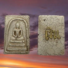 โหลดรูปภาพลงในเครื่องมือใช้ดูของ Gallery Thai Amulet Somdej Style With Silver Back, Cultural Keepsake Somde Buddhist