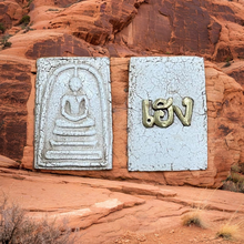 โหลดรูปภาพลงในเครื่องมือใช้ดูของ Gallery Thai Amulet Somdej Style From Wat Rakhang, Cultural Keepsake, Collectible Piece