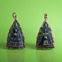โหลดรูปภาพลงในเครื่องมือใช้ดูของ Gallery Thai Amulet With Micron Gold Frame, Wat Ceremony Edition, Cultural Keepsake