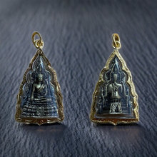 โหลดรูปภาพลงในเครื่องมือใช้ดูของ Gallery Thai Amulet With Micron Gold Frame, Wat Ceremony Edition, Cultural Keepsake