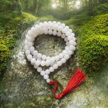 โหลดรูปภาพลงในเครื่องมือใช้ดูของ Gallery White Pearl Bead 10Mm - Thai Buddhist Collectible Amulet
White Pearl Bead 10Mm