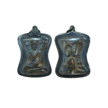โหลดรูปภาพลงในเครื่องมือใช้ดูของ Gallery Thai Amulet In Red Rusted Lead With Vintage Frame, Ready For Display