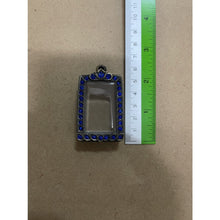 โหลดรูปภาพลงในเครื่องมือใช้ดูของ Gallery Somdej Style Thai Amulet Frame In Black Micron Gold Finish
Thai Amulet Frame I