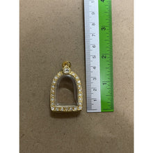 โหลดรูปภาพลงในเครื่องมือใช้ดูของ Gallery Thai Amulet Frame With Gold Micron And Diamond Accents
Gold Micron Frame For T