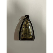 โหลดรูปภาพลงในเครื่องมือใช้ดูของ Gallery Thai Amulet Pendant Of Buddha Chinnarat In Brass With Water-Resistant Frame
Th