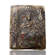 โหลดรูปภาพลงในเครื่องมือใช้ดูของ Gallery Thai Amulet Somdej Style Large Size Random Selection Cultural Keepsake
Thai Am
