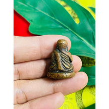 โหลดรูปภาพลงในเครื่องมือใช้ดูของ Gallery Thai Amulet For Abundance And Prosperity, Wat Ceremony Edition
Somdej Style Th