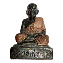 โหลดรูปภาพลงในเครื่องมือใช้ดูของ Gallery Thai Amulet Luang Pu Toad, Wat Ceremony Edition, Resin Collectible