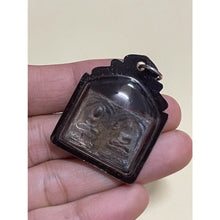 โหลดรูปภาพลงในเครื่องมือใช้ดูของ Gallery Thai Amulet Coin Buddhist Monk Somdej Style Twin Edition
Thai Amul