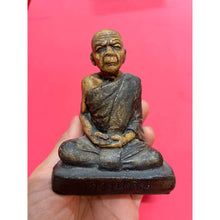 โหลดรูปภาพลงในเครื่องมือใช้ดูของ Gallery Thai Amulet Luang Pu Tim, Wat Lahan Rai, Resin Material
Thai Amule