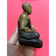โหลดรูปภาพลงในเครื่องมือใช้ดูของ Gallery Thai Amulet Luang Pu Tim, Wat Lahan Rai, Resin Material
Thai Amule