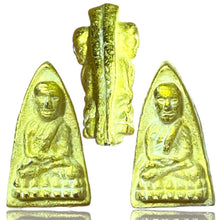 โหลดรูปภาพลงในเครื่องมือใช้ดูของ Gallery Thai Amulet Buddhist Monk, Wat Phra Kaew Edition, Collectible Piece