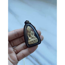 โหลดรูปภาพลงในเครื่องมือใช้ดูของ Gallery Thai Amulet Of Phra Kring Pawaret, Gold Plated, Waterproof Frame, Collectible