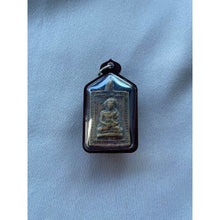 โหลดรูปภาพลงในเครื่องมือใช้ดูของ Gallery Antique Amulet Coin Buddhist Monk Wat Kamphaeng 2478
Thai Buddhist