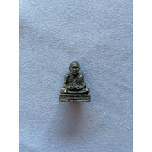 โหลดรูปภาพลงในเครื่องมือใช้ดูของ Gallery Thai Amulet Luang Pu Mun Wat Ban Jan Metal Gold Edition
Thai Amule
