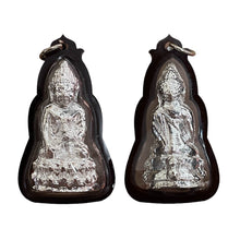 โหลดรูปภาพลงในเครื่องมือใช้ดูของ Gallery Thai Amulet Of Phra Kring Pawaret From Wat Bowonniwet, Bangkok
Somdej Style Th