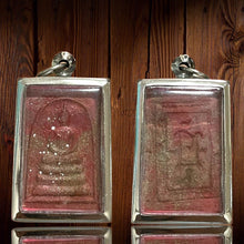 โหลดรูปภาพลงในเครื่องมือใช้ดูของ Gallery Thai Amulet From Wat Khao Bandai It, Phetchaburi - Somdej Style Collectible
Th