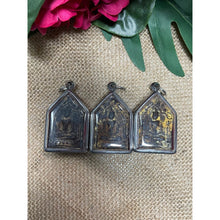 โหลดรูปภาพลงในเครื่องมือใช้ดูของ Gallery Thai Amulet Luang Pu Tim For Love And Popularity Appeal
Thai Amule