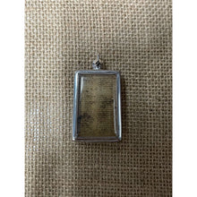 โหลดรูปภาพลงในเครื่องมือใช้ดูของ Gallery Thai Amulet Somdej Style With Stainless Frame, Floral Powder Material
