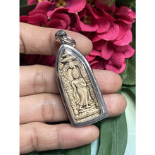 โหลดรูปภาพลงในเครื่องมือใช้ดูของ Gallery Thai Amulet Of Phra Ruang Rojana In Lila Pose, High-Quality Powder, Stainless Fr