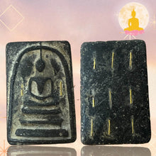 โหลดรูปภาพลงในเครื่องมือใช้ดูของ Gallery Thai Amulet Somdej Style From Wat Phra Kaew With Gold Takrud Powder
Thai Amule