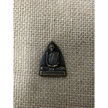 โหลดรูปภาพลงในเครื่องมือใช้ดูของ Gallery Buddhist Monk Inspired Thai Amulet Wat Chong Kha Iron Back Style Collectible
T