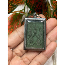 โหลดรูปภาพลงในเครื่องมือใช้ดูของ Gallery Thai Amulet Of Phra Buddha Maha Mani Rattana Patimakorn, Cultural Keepsake
Tha