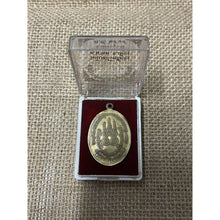 โหลดรูปภาพลงในเครื่องมือใช้ดูของ Gallery Buddhist Monk Inspired Amulet Coin From Wat Bo Sot Pho Thong Temple
Thai Amule