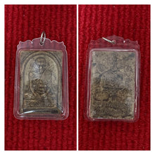 โหลดรูปภาพลงในเครื่องมือใช้ดูของ Gallery Buddhist Monk Inspired Thai Amulet With Water-Resistant Frame
Thai Amulet Coin