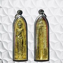 โหลดรูปภาพลงในเครื่องมือใช้ดูของ Gallery Thai Amulet Of Phra Ruang With Beautiful Sculpture From Wat Phra Si Rattana Maha