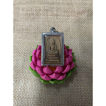 โหลดรูปภาพลงในเครื่องมือใช้ดูของ Gallery Thai Amulet Somdej Style With Stainless Frame, Floral Powder Material