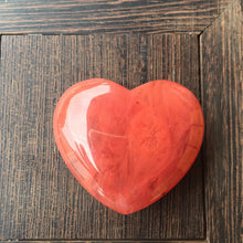 โหลดรูปภาพลงในเครื่องมือใช้ดูของ Gallery Rose Quartz Heart Shape - Symbol Of Love - Thai Collectible Amulet
