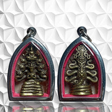 โหลดรูปภาพลงในเครื่องมือใช้ดูของ Gallery Thai Amulet Of Tawa Rupa Naga, Wat Ceremony Edition, Cultural Keepsake