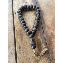 โหลดรูปภาพลงในเครื่องมือใช้ดูของ Gallery Thai Amulet Luang Pu Yim, Jindamani Herbal Material, Cultural Keepsa