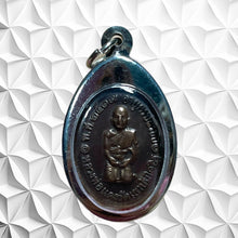 โหลดรูปภาพลงในเครื่องมือใช้ดูของ Gallery Thai Amulet Buddhist Monk Wat Kaobandaiit 8 Rounds Edition
Thai Am