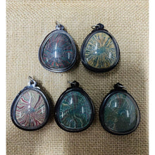 โหลดรูปภาพลงในเครื่องมือใช้ดูของ Gallery Rainbow Eye Thai Amulet Buddhist Monk Wat Pikunthong 1992-1993