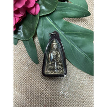 โหลดรูปภาพลงในเครื่องมือใช้ดูของ Gallery Thai Amulet In Metal With Waterproof Frame For Cultural Keepsake
Thai Amulet C