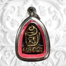โหลดรูปภาพลงในเครื่องมือใช้ดูของ Gallery Thai Amulet, Wat Khao O, Buddha Inspired Collectible, Cultural Keepsake
Thai A