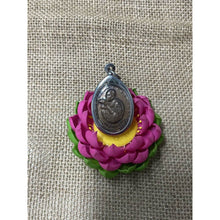 โหลดรูปภาพลงในเครื่องมือใช้ดูของ Gallery Buddhist Monk Inspired Thai Amulet Coin From Wat Baan Rai, Nakhon Ratchasima
T